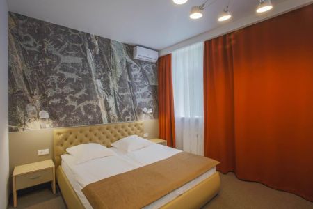 ДЖУНИОР СЮИТ