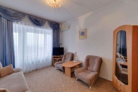 «Семейный» (комната 225)