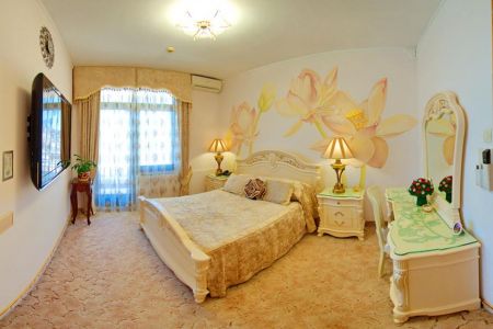 Апартамент двухкомнатный двухместный с кухней (основная территория)