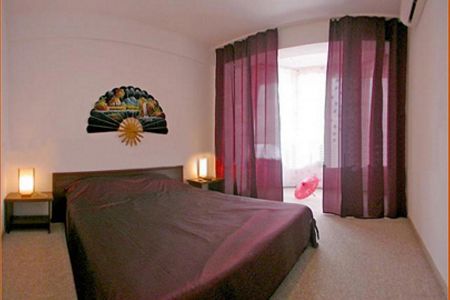 «Двухкомнатный номер с балконом»