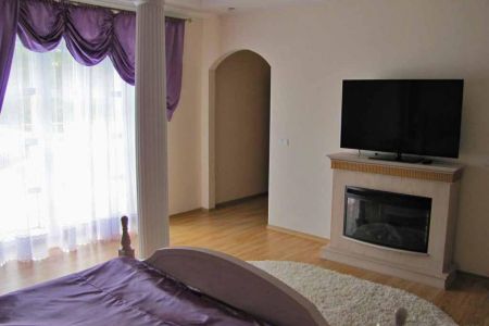 Номер высшей категории студия (studio)