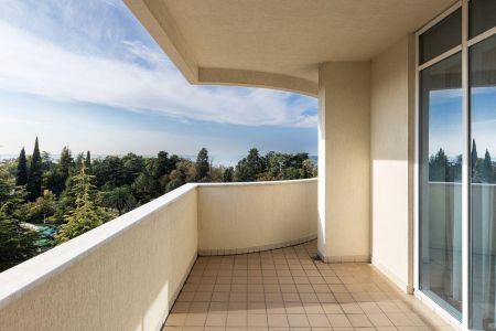 «Люкс» трехкомнатный