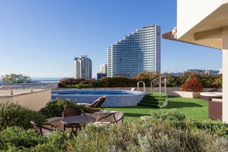 «Апартамент» трехкомнатный №802