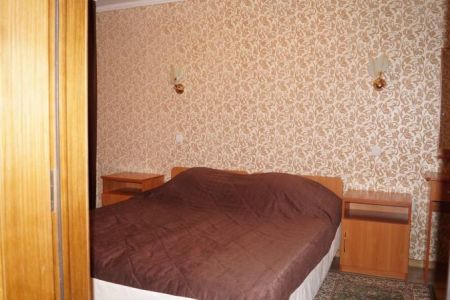 Двухместный двухкомнатный люкс №12 (корпус 5)