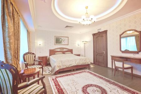 Сюит четырехкомнатный