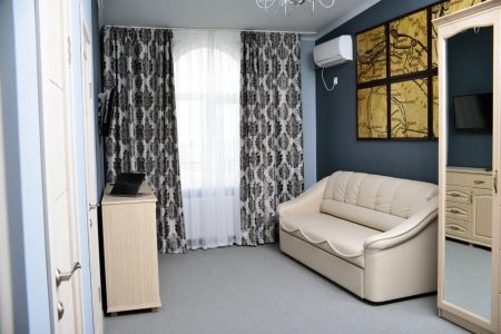 Деникин Suite