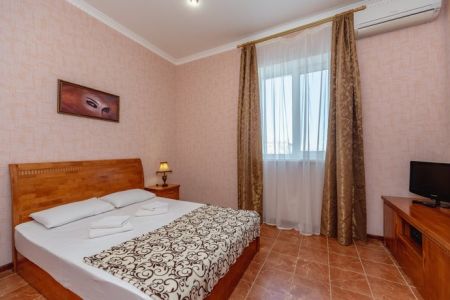 Люкс Natalia 2-местный 3-комнатный