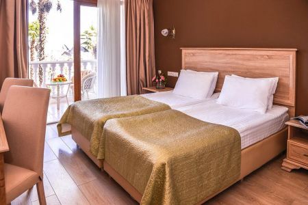 Однокомнатный двухместный "Стандарт" Комфорт с балконом, вид на море