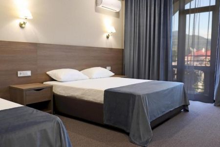 Стандартный 3-местный (с балконом)