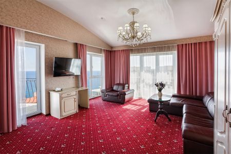 Люкс  с балконом