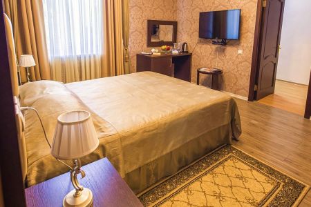 Двухместный двухкомнатный Люкс (Вилла Герман)