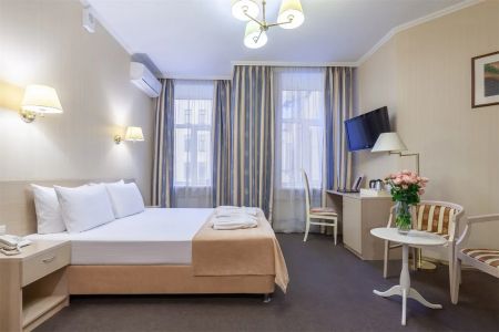 Полулюкс с 2 односпальными кроватями или 1 двуспальной