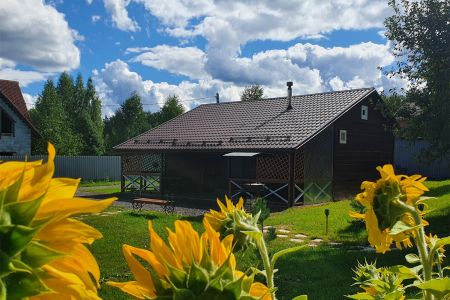 Коттедж с сауной и терассой №8