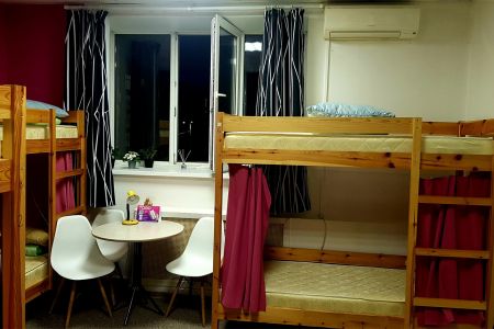 Кровать в общем 6-местном номере для женщин