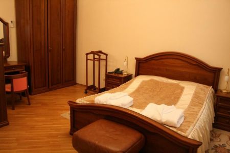 2-х комнатный 2-х местный Люкс с балконом (Главный корпус)