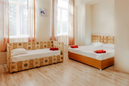 Номер трехместный (корпус "Ледокол", 1 этаж)