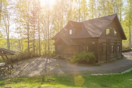 Коттедж  "Друзья" 6+2