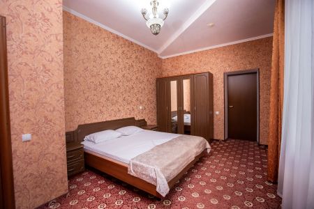 Люкс "Олимп Апарт", 4-местный,2х-комнатный