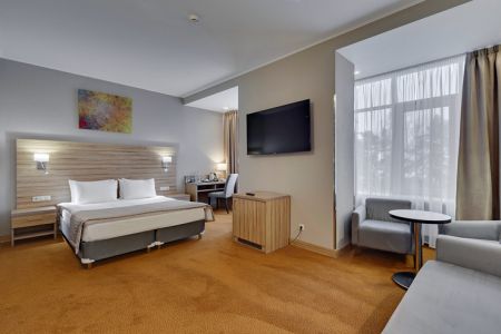 Джуниор сюит 2-местный на сторону залива