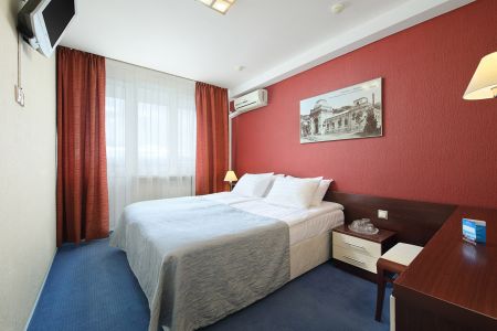 Стандартный 2-местный с одной большой кроватью