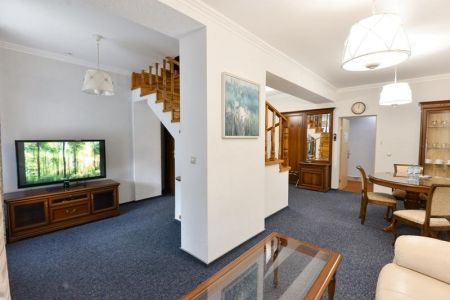 Сюит четырёхкомнатный двухэтажный