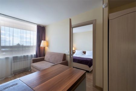 Студия 2-комнатная вид на залив