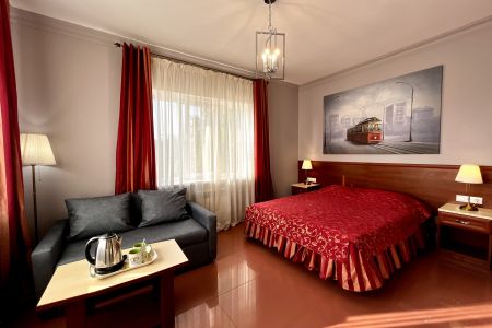 Стандарт 4-х местный с диваном