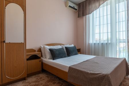 Семейный Семейный стандарт 2 комнатный с балконом