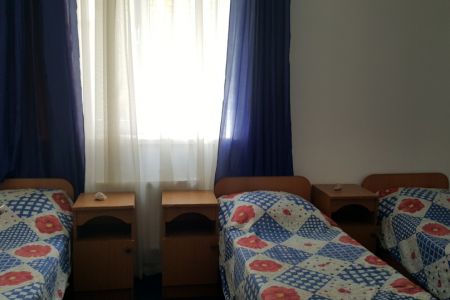 Стандартный 4-местный 2-комнатный с вентилятором