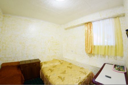 Эконом 1-местный с/у на этаже