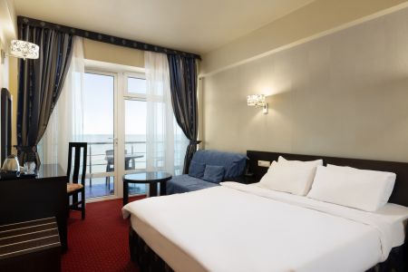 Делюкс 2-местный DBL/TWIN с балконом и видом на море