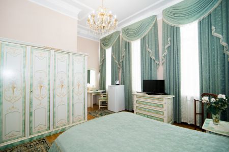 Люкс-Комфорт люкс-комфорт 1-комнатный 1-местный №102 в корп.4