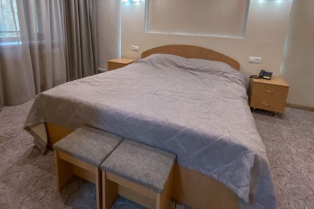 Люкс 2 -местынй 2-комнатный Улучшенный