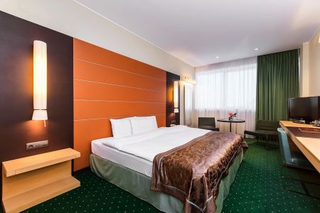 Делюкс 2-местный KING KREMLIN