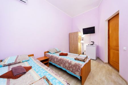 Эконом 3-местный 1-комнатный с удобствами на блок, корпус 8