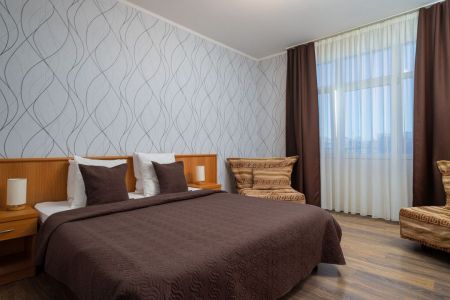 Стандарт Четырехместный с балконом и видом на море (два кресла)