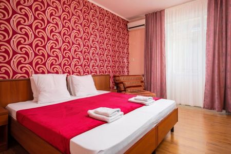 Стандарт Трехместный номер DBL или TWIN (без вида)