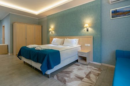 Стандарт 2-местный, вид на море