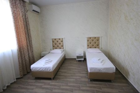 Полулюкс 4-местный 