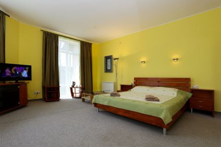 Полулюкс 2-местный №3,8 без балкона