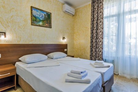 Семейный Двухместный, с/б,море+басейн