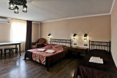 Делюкс 4-местный 1-комнатный