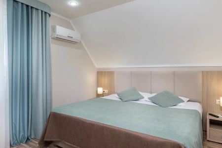 Семейный 2-местный 2-комнатный с балконом и кухонной зоной