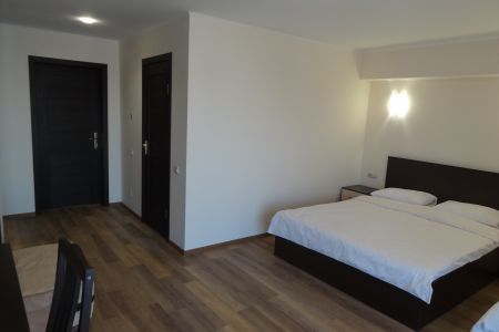 Делюкс 4-местный 1-комнатный с балконом и видом на море 