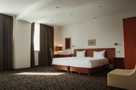 Бизнес  2-м DBL/TWIN + диван-кровать