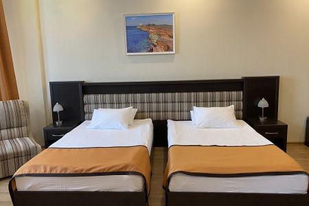 Апартаменты студио 2-местные 1-комнатные вид на город Аквамарин