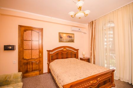 Люкс 3-местный 2-комнатный №2