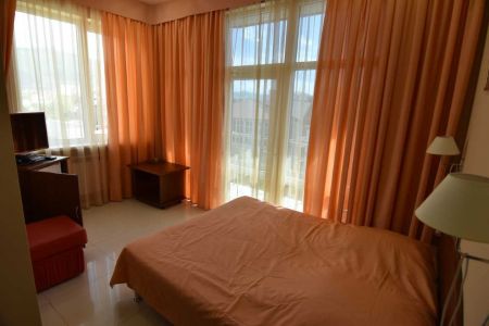 Полулюкс 2-местный с балконом