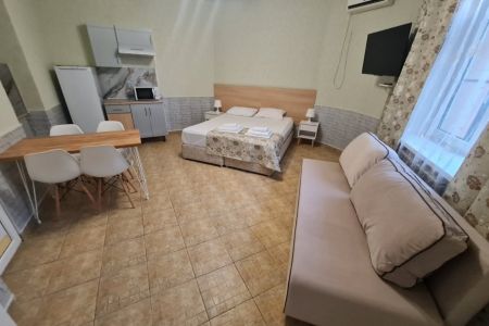 Апартаменты 4-местные семейные с кухней