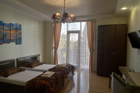 Комфорт Плюс 2-местный 1-комнатный с балконом и видом на море 4 или 5 этаж